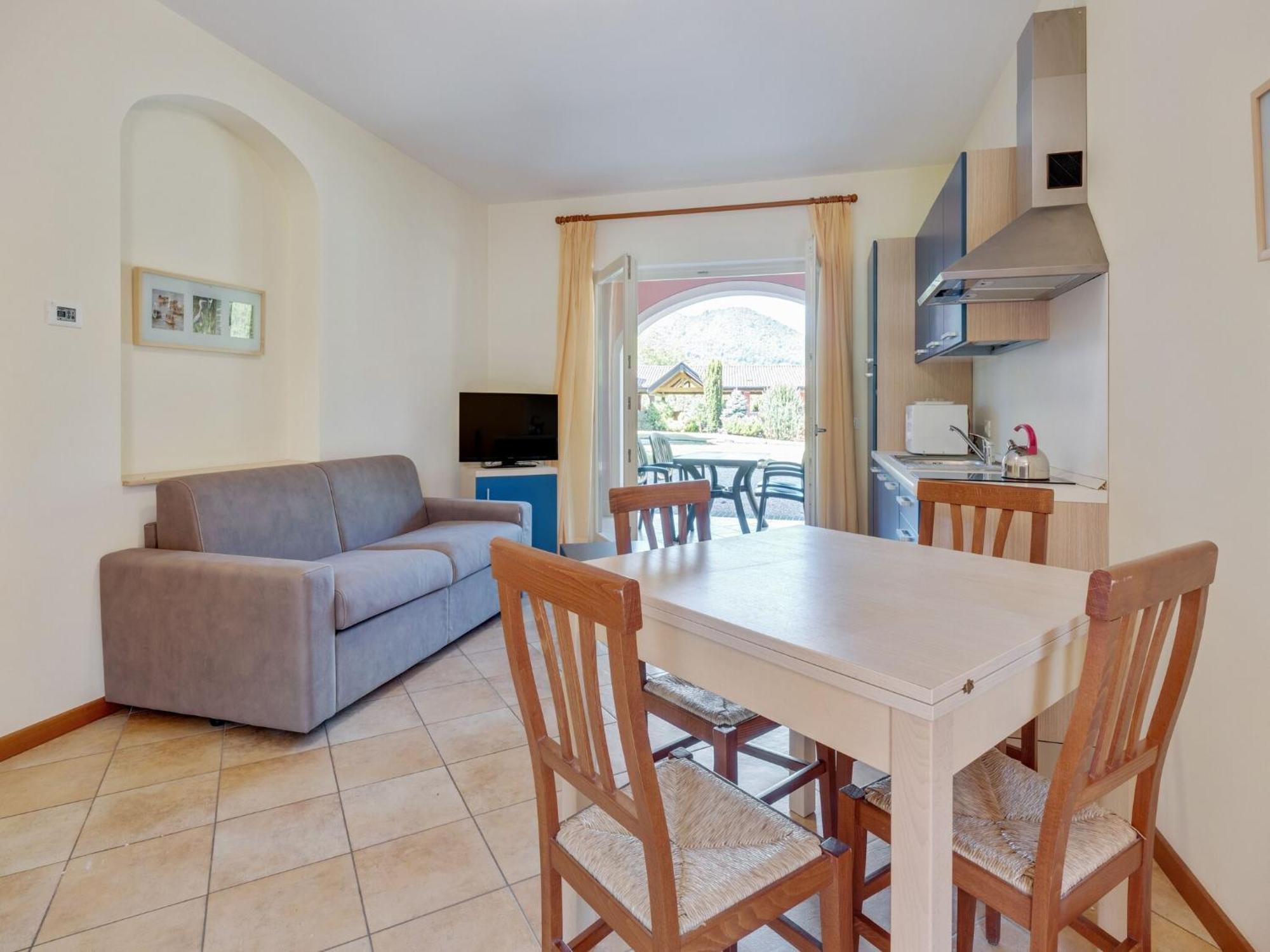 Spacious Apartment In Idro With Shared Pool Crone Dış mekan fotoğraf