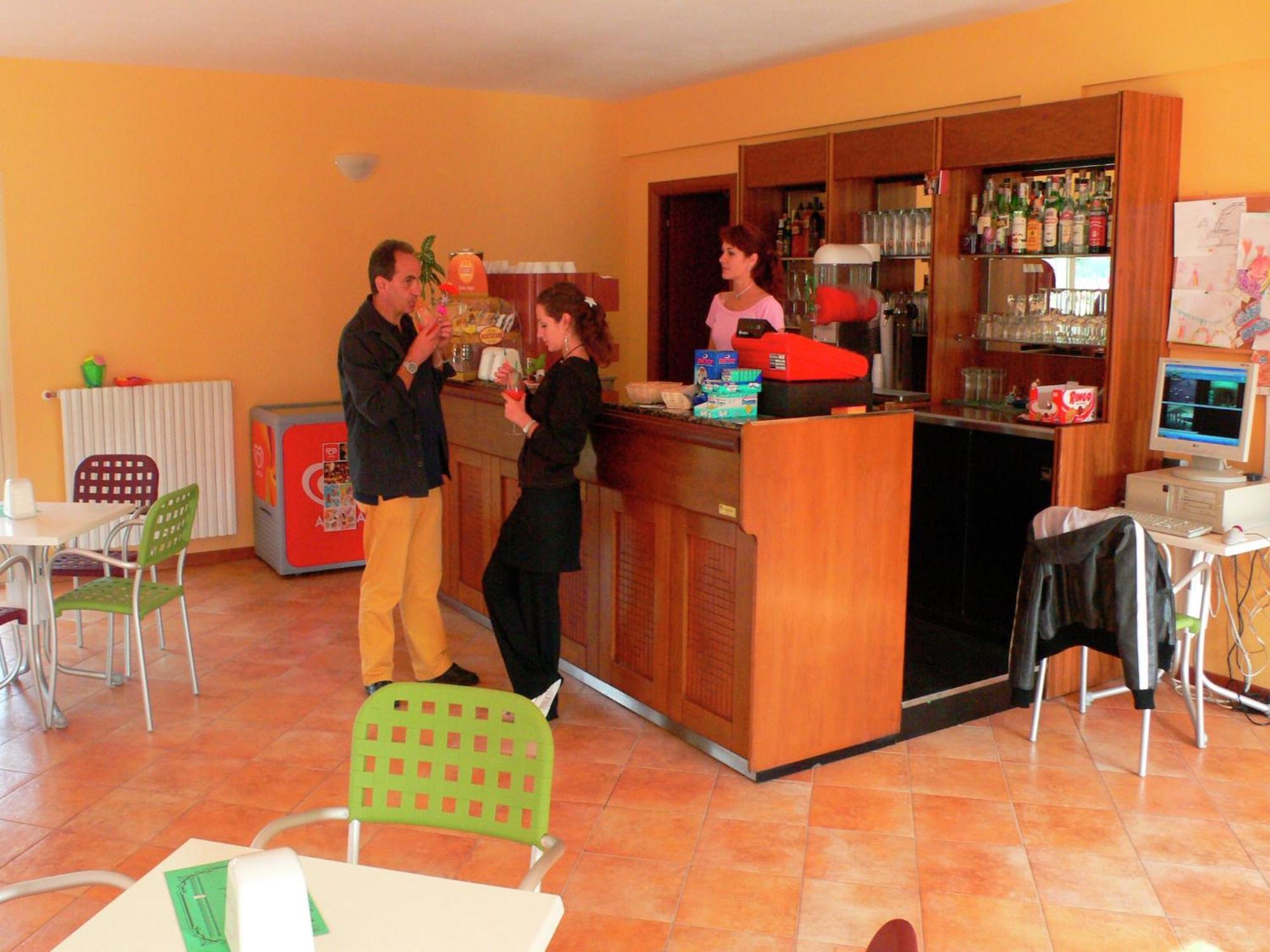 Spacious Apartment In Idro With Shared Pool Crone Dış mekan fotoğraf