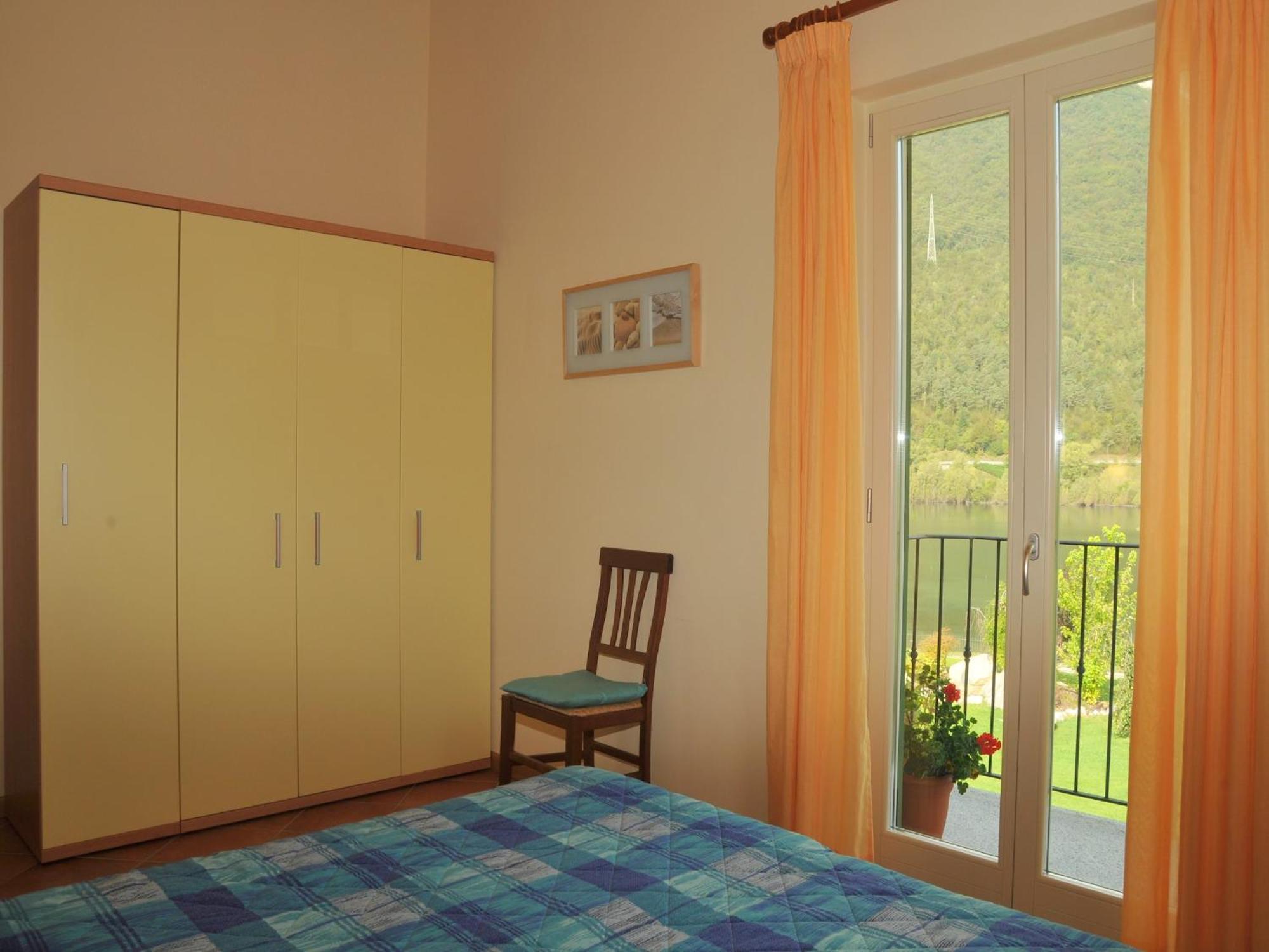 Spacious Apartment In Idro With Shared Pool Crone Dış mekan fotoğraf